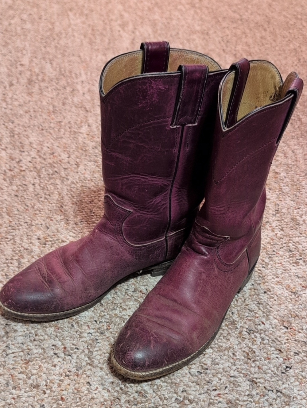 Women's Leather Western Boots in Deep Burgundy